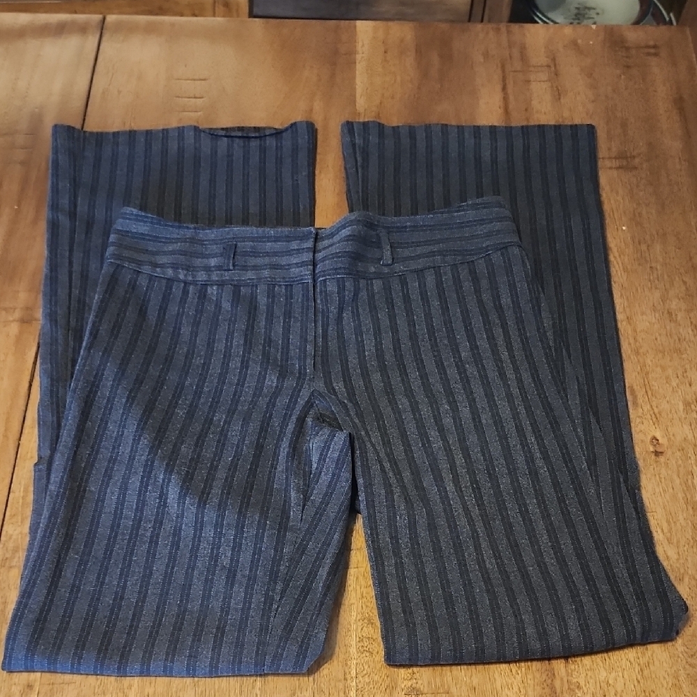 WRAPPER STRIPED GRAY, CHARCOAL GRAY, AND BLUE DRESS PANTS SZ 3